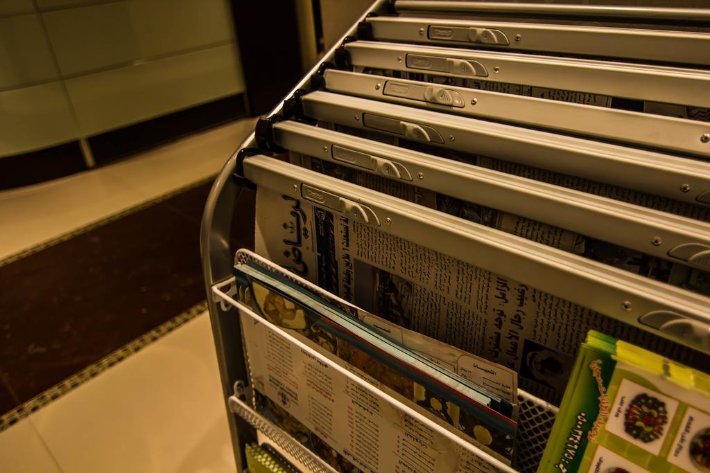 Al Makan Suites 101 By Al Azmy Ar Riyad Esterno foto