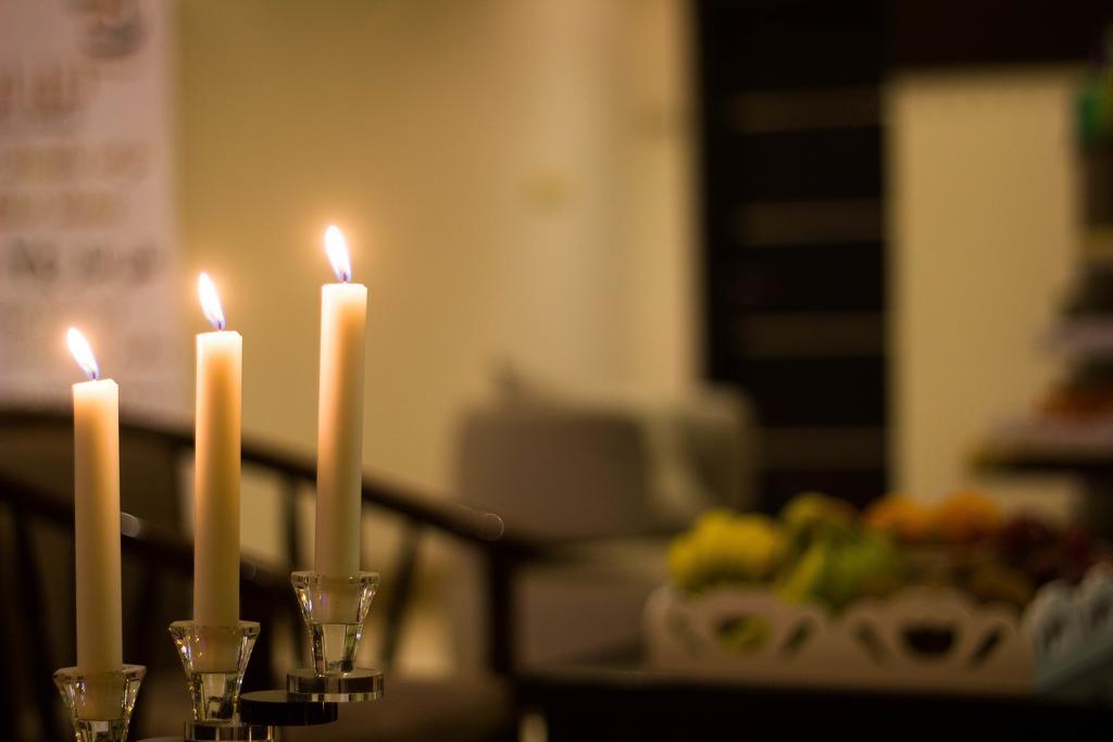 Al Makan Suites 101 By Al Azmy Ar Riyad Esterno foto