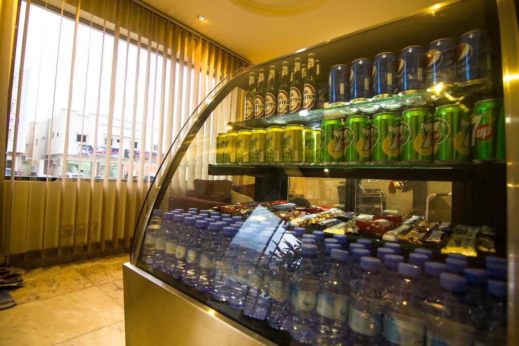 Al Makan Suites 101 By Al Azmy Ar Riyad Esterno foto